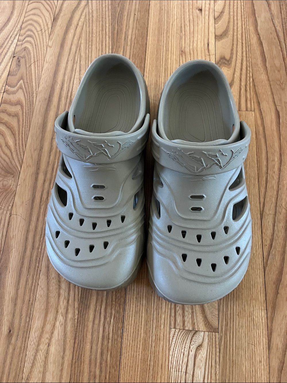 Sitka Ranger slip on NWOT SIZE MENS 13